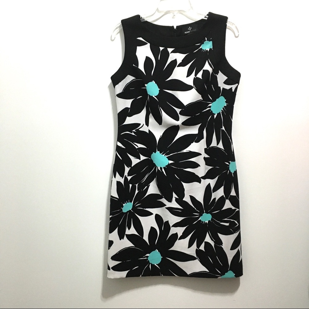 Ronni Nicole Daisy Print White & Black Floral Stretch Woven Dress